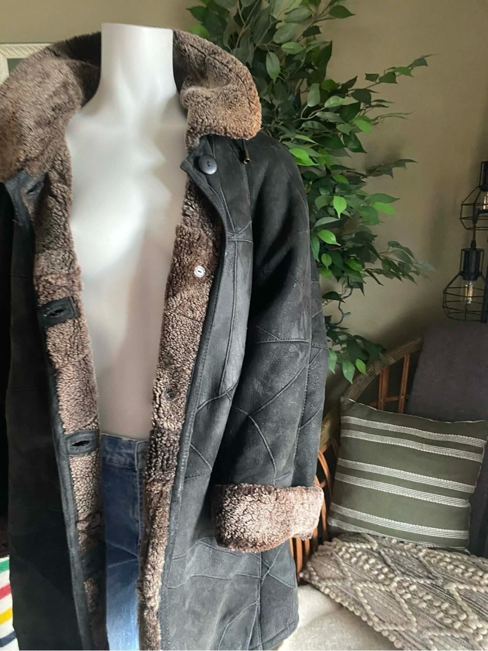Shearling Coat - Picture 3 of 9